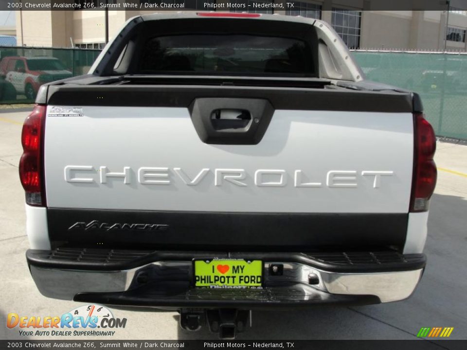 2003 Chevrolet Avalanche Z66 Summit White / Dark Charcoal Photo #4