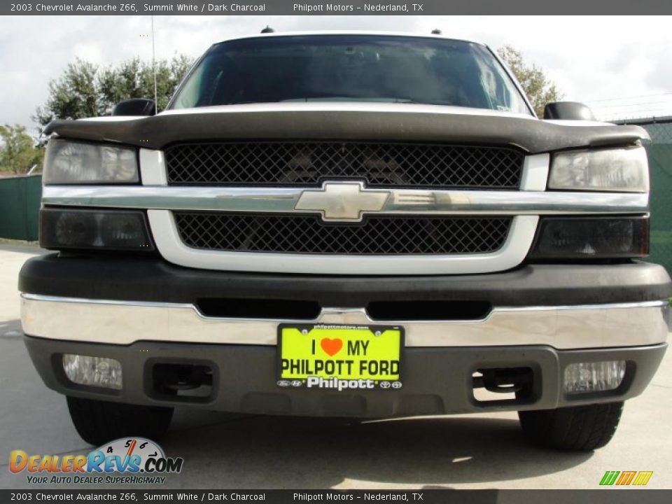 2003 Chevrolet Avalanche Z66 Summit White / Dark Charcoal Photo #9