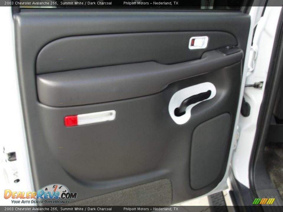 2003 Chevrolet Avalanche Z66 Summit White / Dark Charcoal Photo #29