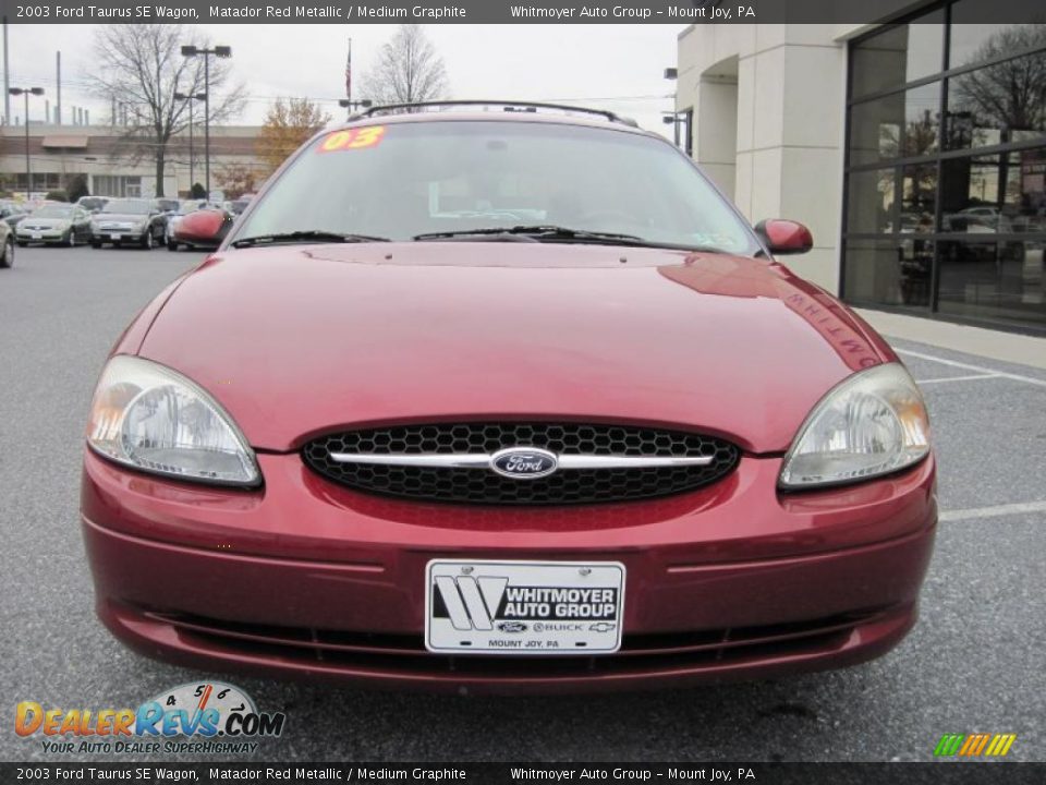 2003 Ford Taurus SE Wagon Matador Red Metallic / Medium Graphite Photo #2