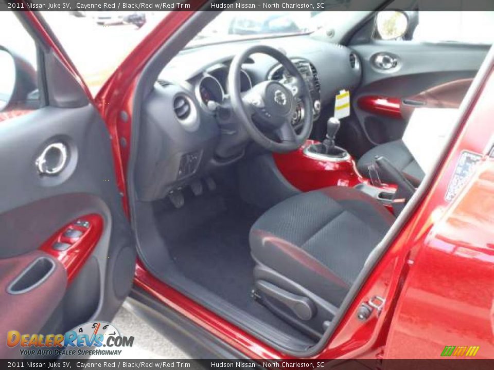 Black/Red w/Red Trim Interior - 2011 Nissan Juke SV Photo #5