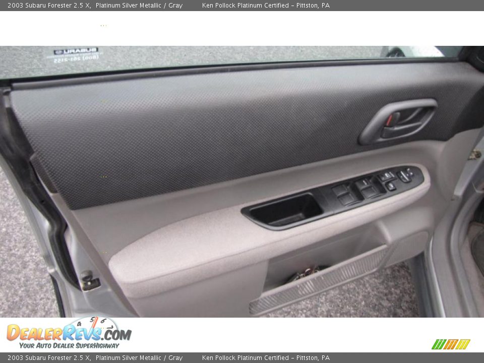 2003 Subaru Forester 2.5 X Platinum Silver Metallic / Gray Photo #13