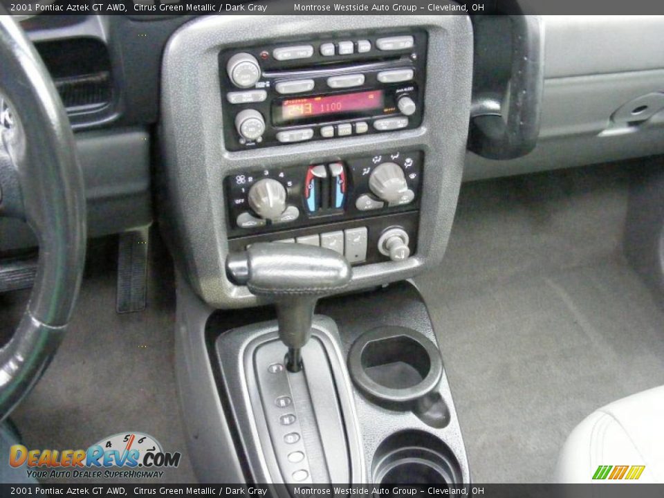 Controls of 2001 Pontiac Aztek GT AWD Photo #19