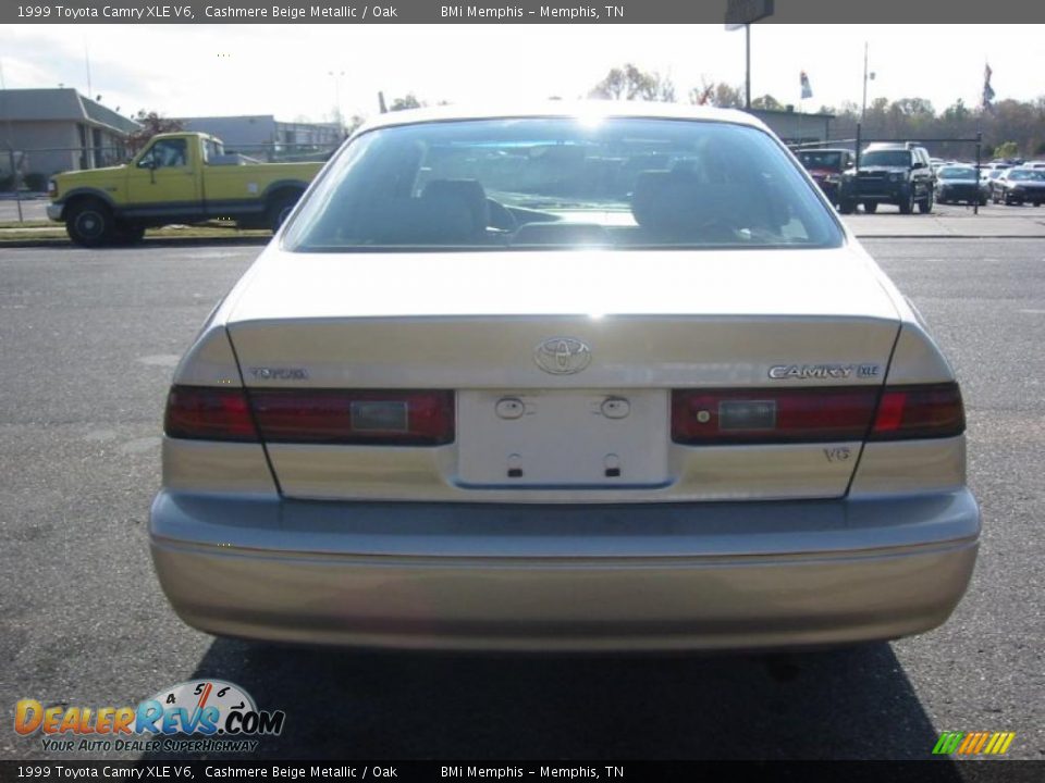 1999 Toyota Camry XLE V6 Cashmere Beige Metallic / Oak Photo #4