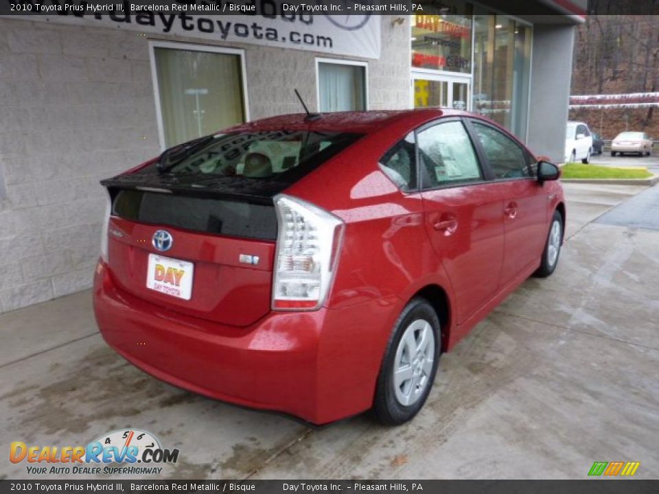 2010 Toyota Prius Hybrid III Barcelona Red Metallic / Bisque Photo #2
