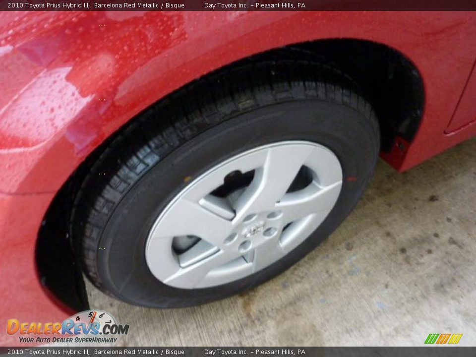 2010 Toyota Prius Hybrid III Barcelona Red Metallic / Bisque Photo #7