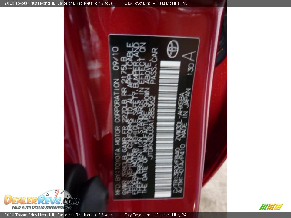 2010 Toyota Prius Hybrid III Barcelona Red Metallic / Bisque Photo #14