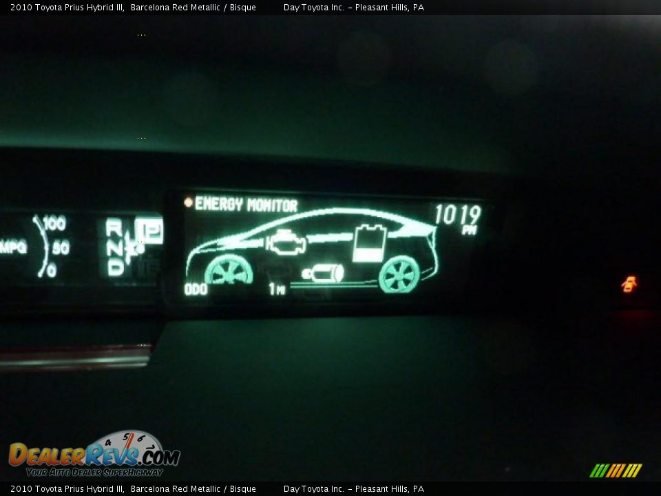 2010 Toyota Prius Hybrid III Barcelona Red Metallic / Bisque Photo #15