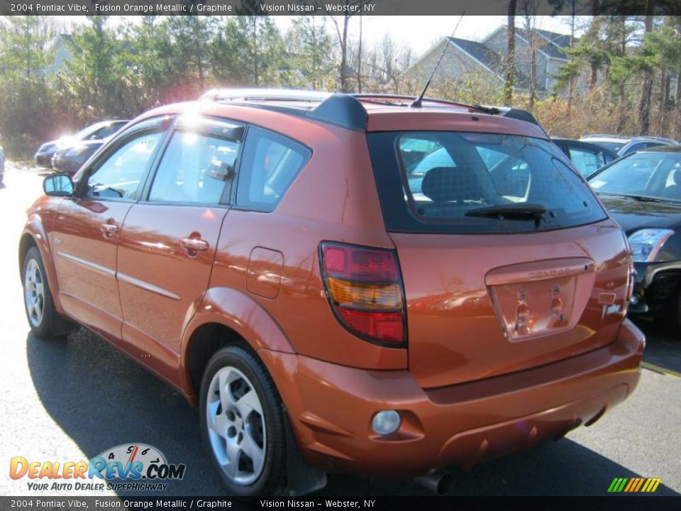 2004 Pontiac Vibe Fusion Orange Metallic / Graphite Photo #13