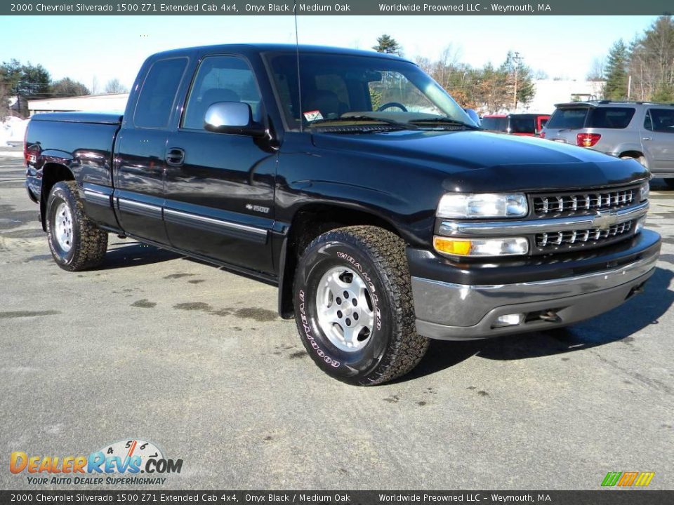 2000 Chevrolet Silverado 1500 Z71 Extended Cab 4x4 Onyx Black / Medium Oak Photo #10