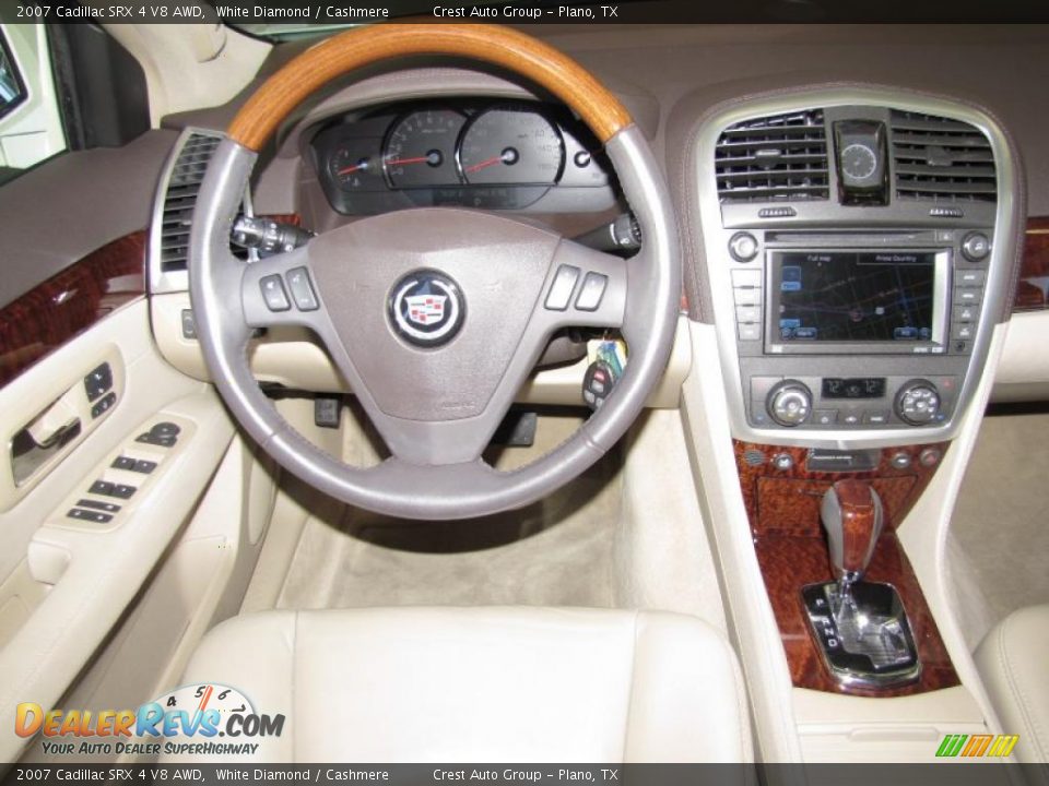 Dashboard of 2007 Cadillac SRX 4 V8 AWD Photo #13