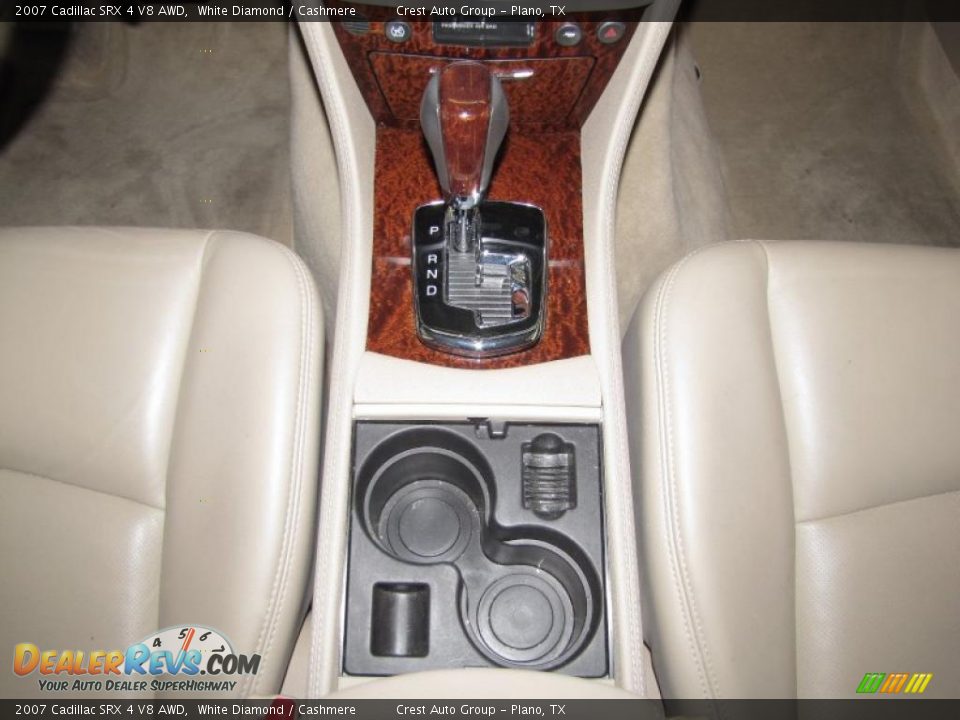 2007 Cadillac SRX 4 V8 AWD Shifter Photo #15