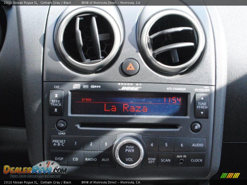 2010 Nissan Rogue SL Gotham Gray / Black Photo #18