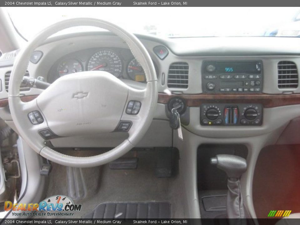 2004 Chevrolet Impala LS Galaxy Silver Metallic / Medium Gray Photo #3