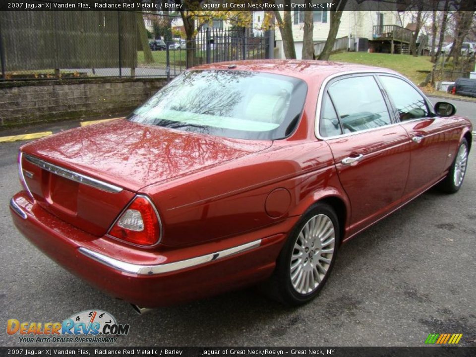 Radiance Red Metallic 2007 Jaguar XJ Vanden Plas Photo #4