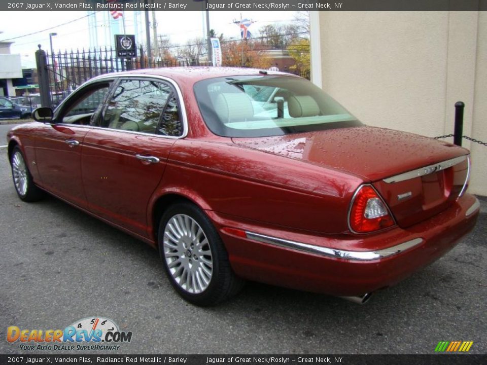 2007 Jaguar XJ Vanden Plas Radiance Red Metallic / Barley Photo #6