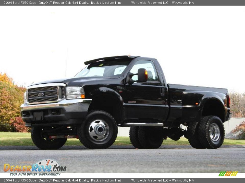 2004 Ford F350 Super Duty XLT Regular Cab 4x4 Dually Black / Medium Flint Photo #1