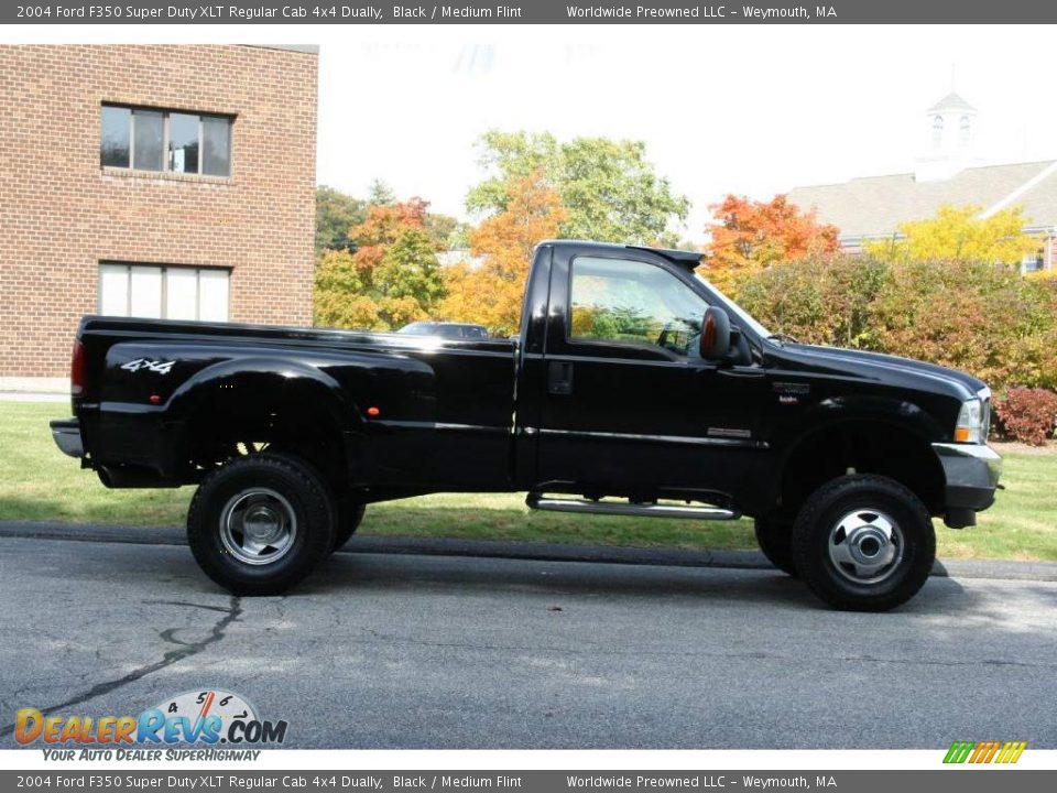 2004 Ford F350 Super Duty XLT Regular Cab 4x4 Dually Black / Medium Flint Photo #10