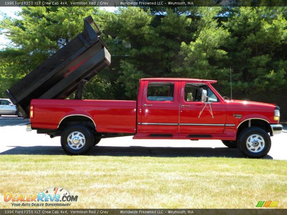 1996 Ford F350 XLT Crew Cab 4x4 Vermillion Red / Grey Photo #10