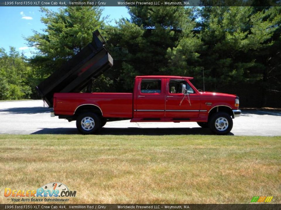 1996 Ford F350 XLT Crew Cab 4x4 Vermillion Red / Grey Photo #11