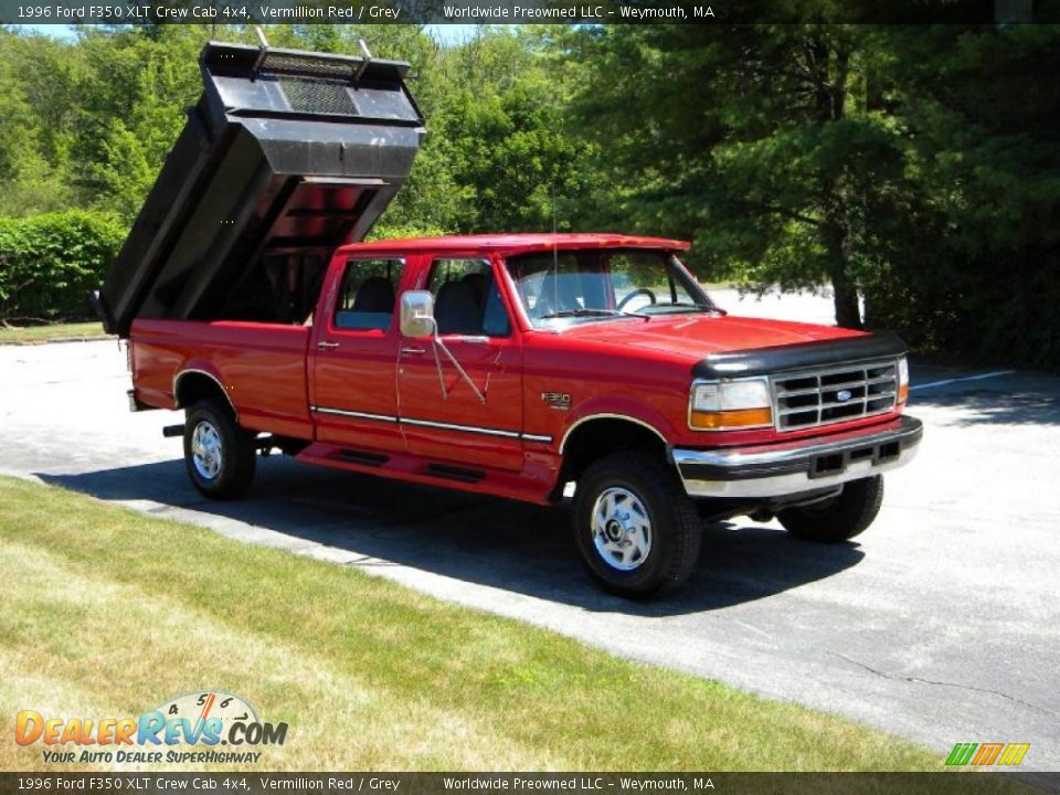 1996 Ford F350 XLT Crew Cab 4x4 Vermillion Red / Grey Photo #12