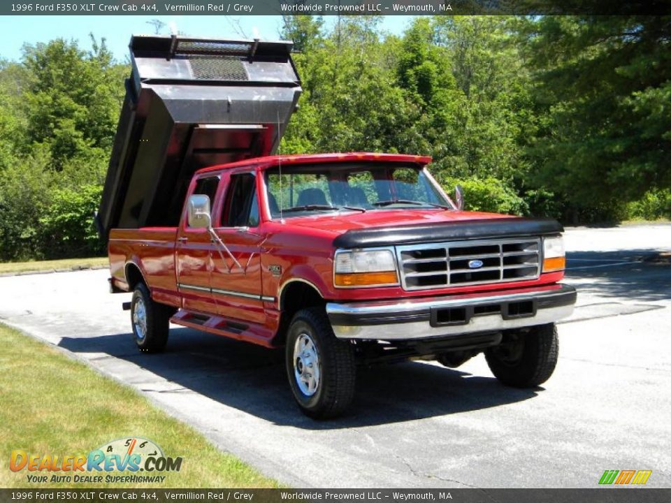 1996 Ford F350 XLT Crew Cab 4x4 Vermillion Red / Grey Photo #13