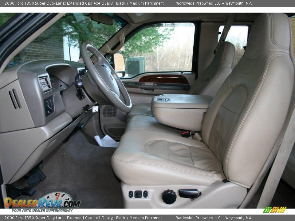 Medium Parchment Interior - 2000 Ford F350 Super Duty Lariat Extended Cab 4x4 Dually Photo #16