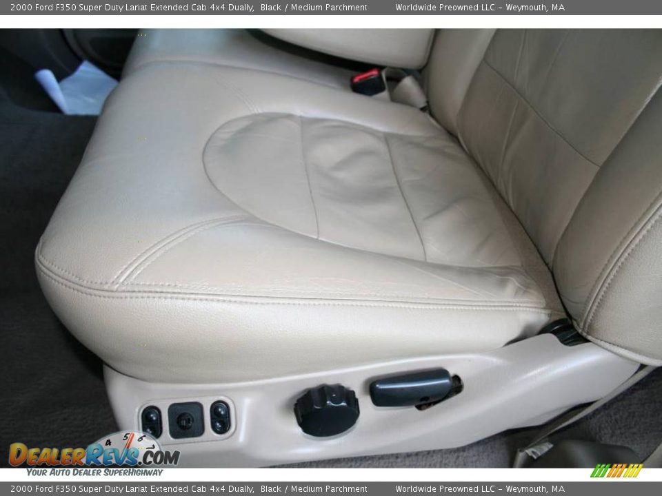 2000 Ford F350 Super Duty Lariat Extended Cab 4x4 Dually Black / Medium Parchment Photo #19