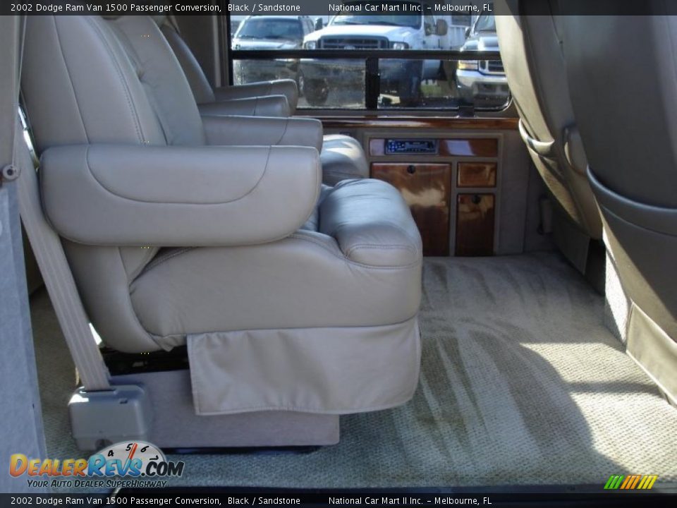 2002 Dodge Ram Van 1500 Passenger Conversion Black / Sandstone Photo #12