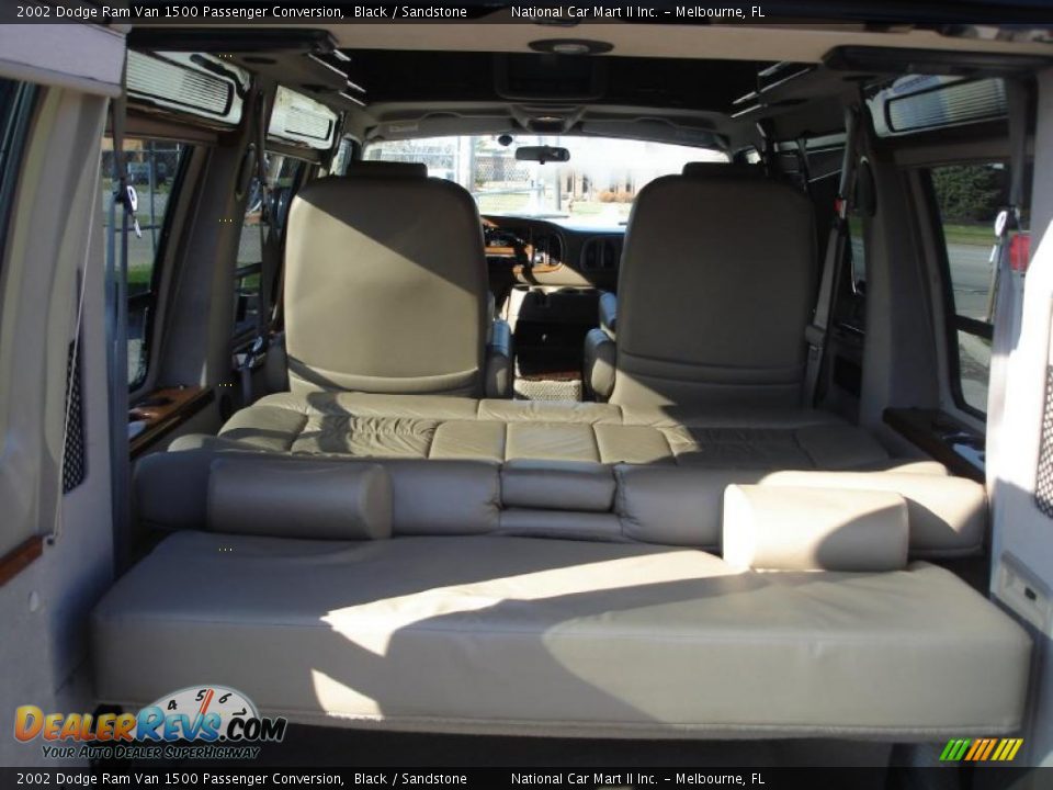 2002 Dodge Ram Van 1500 Passenger Conversion Black / Sandstone Photo #32