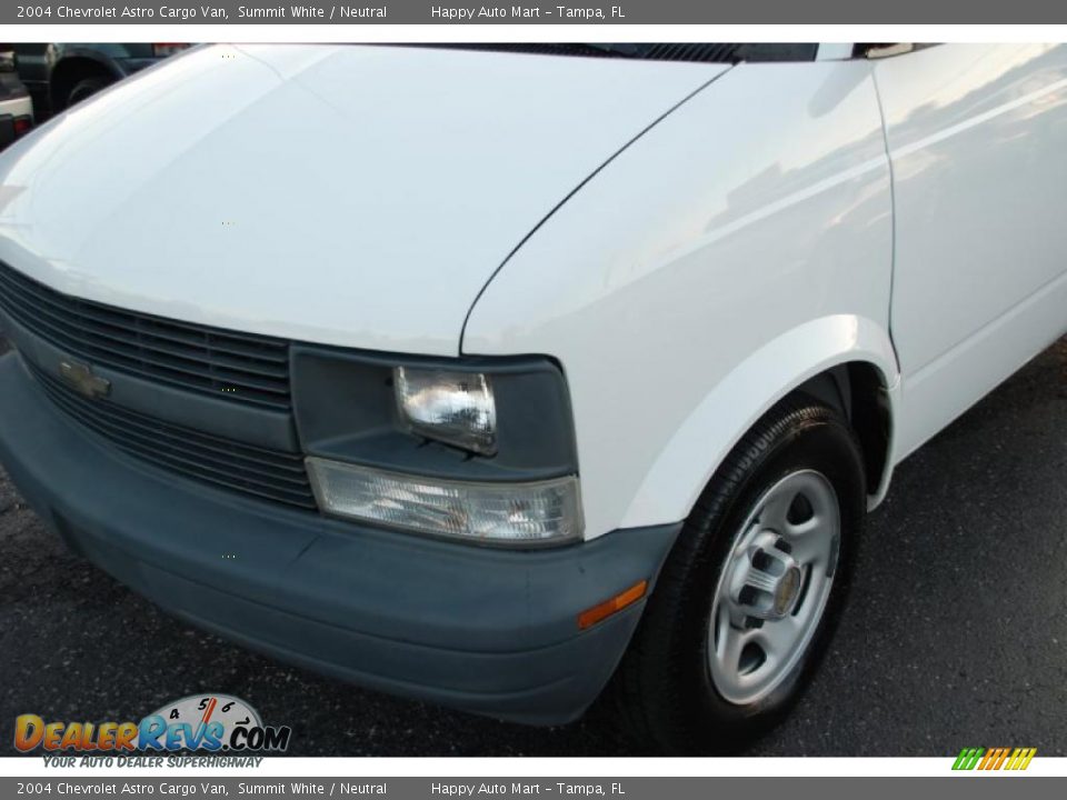 2004 Chevrolet Astro Cargo Van Summit White / Neutral Photo #10