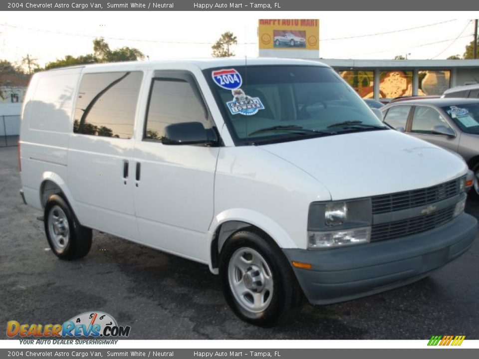 2004 Chevrolet Astro Cargo Van Summit White / Neutral Photo #11