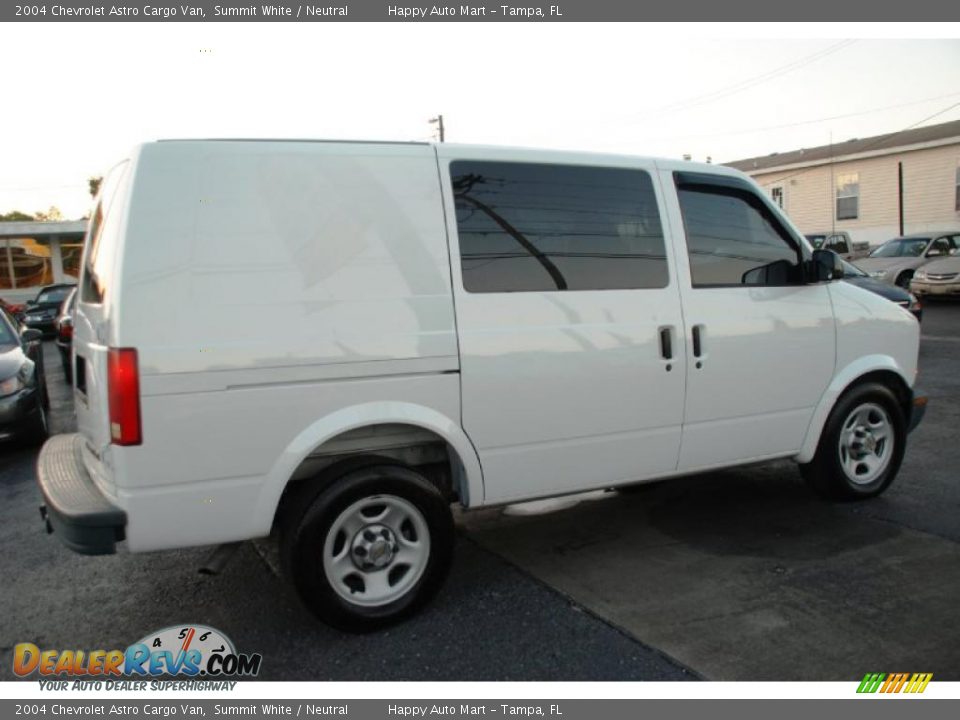 2004 Chevrolet Astro Cargo Van Summit White / Neutral Photo #13