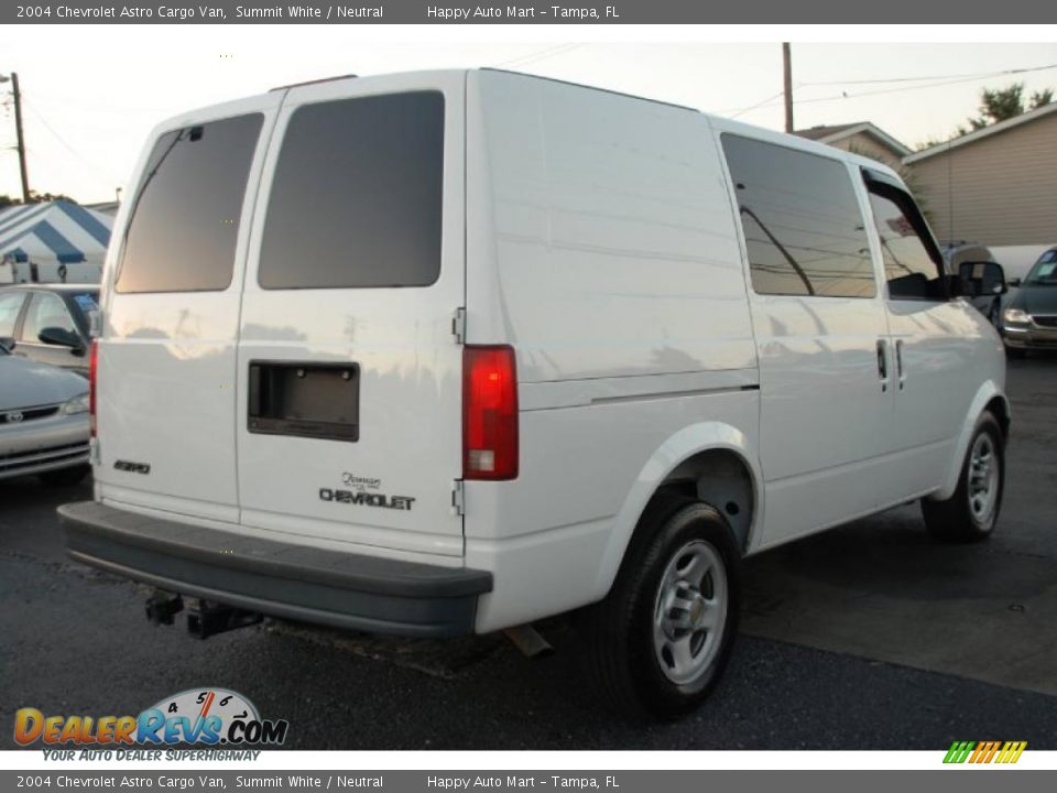 2004 Chevrolet Astro Cargo Van Summit White / Neutral Photo #14