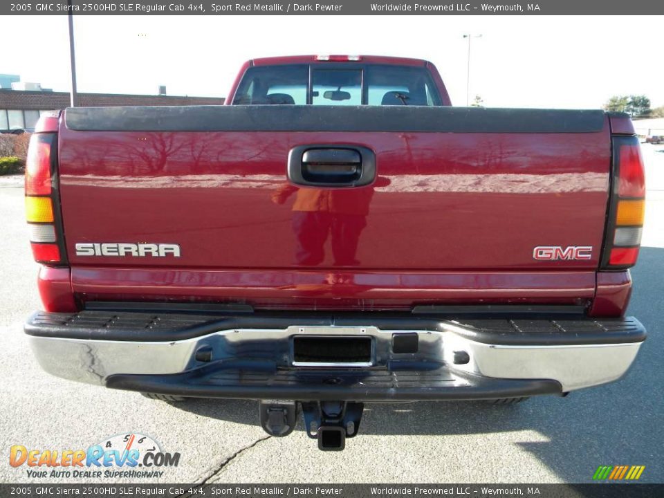 2005 GMC Sierra 2500HD SLE Regular Cab 4x4 Sport Red Metallic / Dark Pewter Photo #10