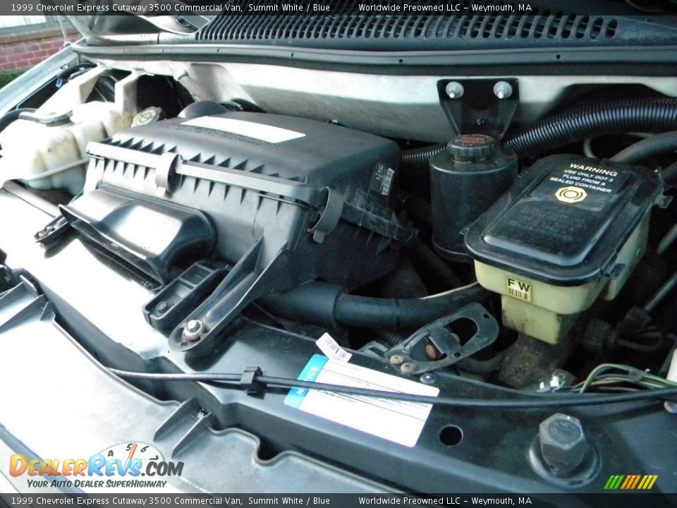 1999 Chevrolet Express Cutaway 3500 Commercial Van 5.7 Liter OHV 16-Valve V8 Engine Photo #20