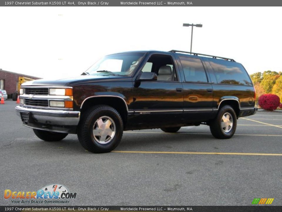 1997 Chevrolet Suburban K1500 LT 4x4 Onyx Black / Gray Photo #2