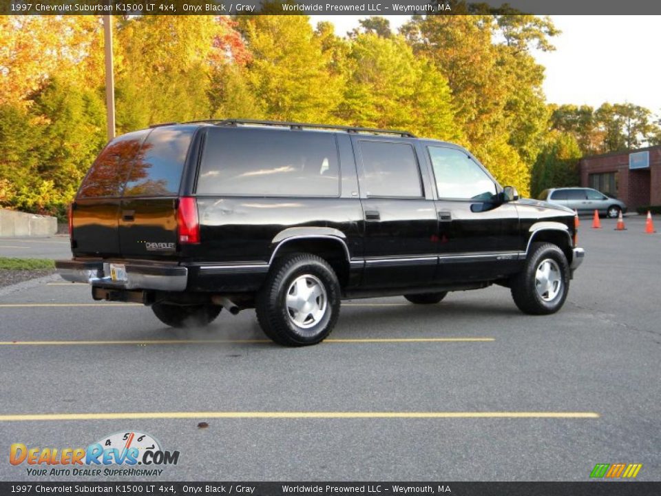 1997 Chevrolet Suburban K1500 LT 4x4 Onyx Black / Gray Photo #8