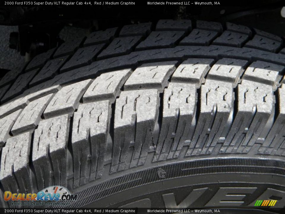 2000 Ford F350 Super Duty XLT Regular Cab 4x4 Red / Medium Graphite Photo #30