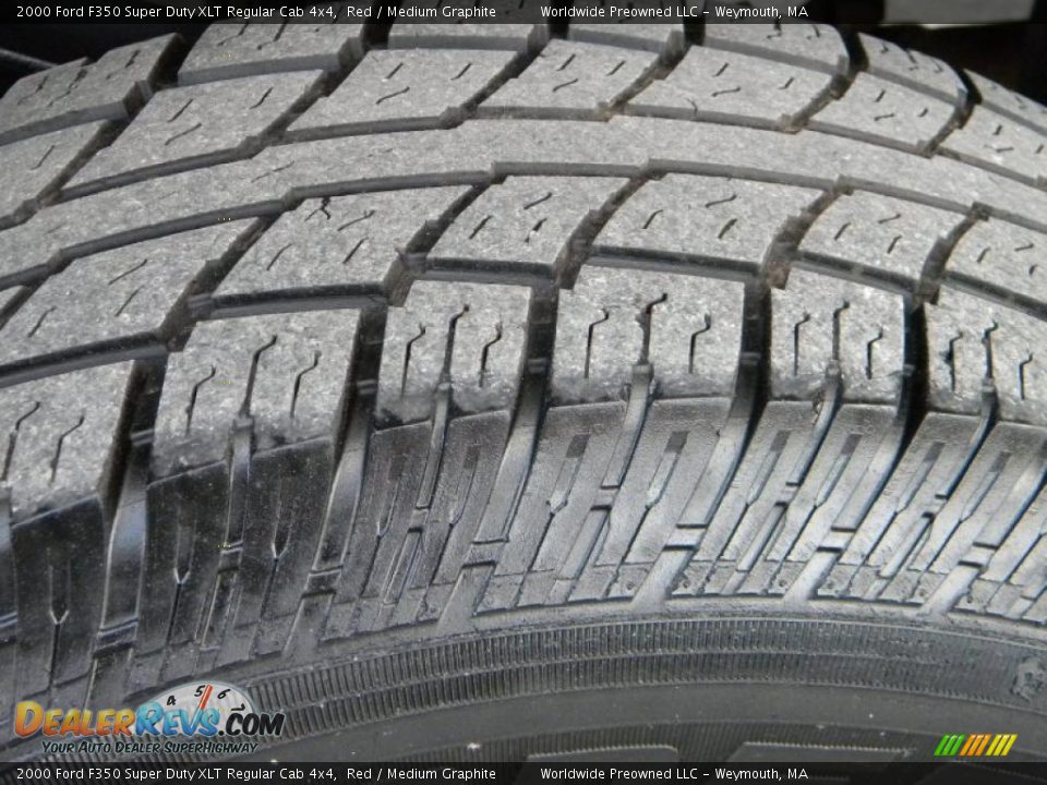 2000 Ford F350 Super Duty XLT Regular Cab 4x4 Red / Medium Graphite Photo #34