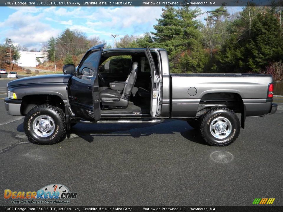 2002 Dodge Ram 2500 SLT Quad Cab 4x4 Graphite Metallic / Mist Gray Photo #7