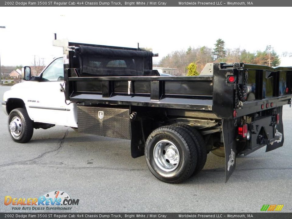 Bright White 2002 Dodge Ram 3500 ST Regular Cab 4x4 Chassis Dump Truck Photo #3
