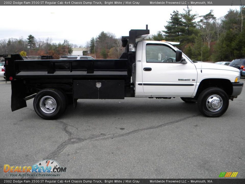 Bright White 2002 Dodge Ram 3500 ST Regular Cab 4x4 Chassis Dump Truck Photo #12