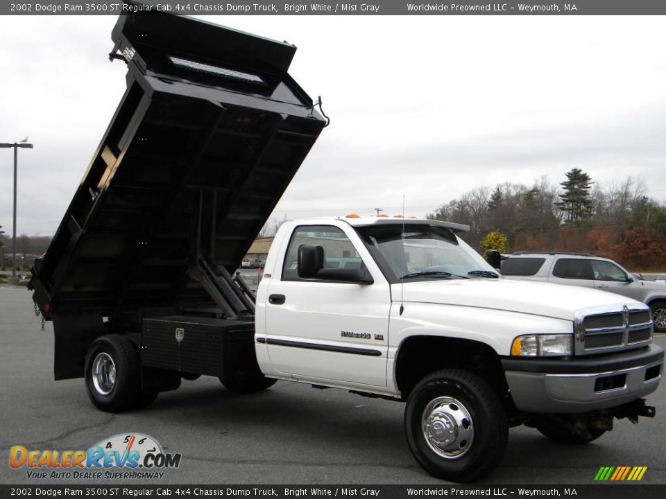 2002 Dodge Ram 3500 ST Regular Cab 4x4 Chassis Dump Truck Bright White / Mist Gray Photo #16