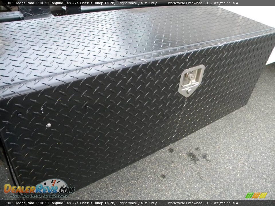 2002 Dodge Ram 3500 ST Regular Cab 4x4 Chassis Dump Truck Bright White / Mist Gray Photo #20