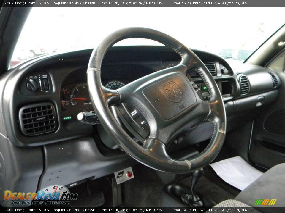 Mist Gray Interior - 2002 Dodge Ram 3500 ST Regular Cab 4x4 Chassis Dump Truck Photo #35