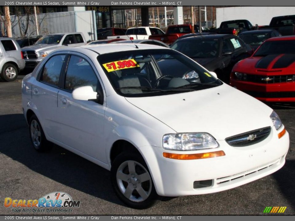 2005 Chevrolet Aveo LS Sedan Summit White / Gray Photo #3