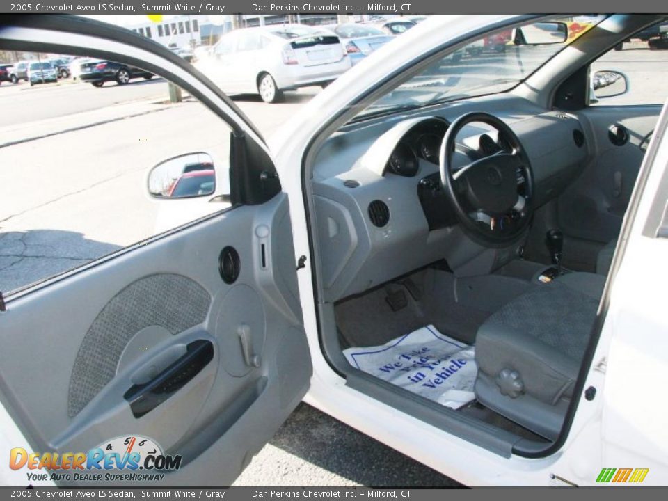 2005 Chevrolet Aveo LS Sedan Summit White / Gray Photo #10