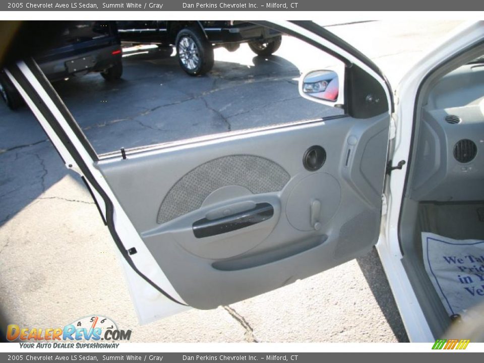 2005 Chevrolet Aveo LS Sedan Summit White / Gray Photo #12