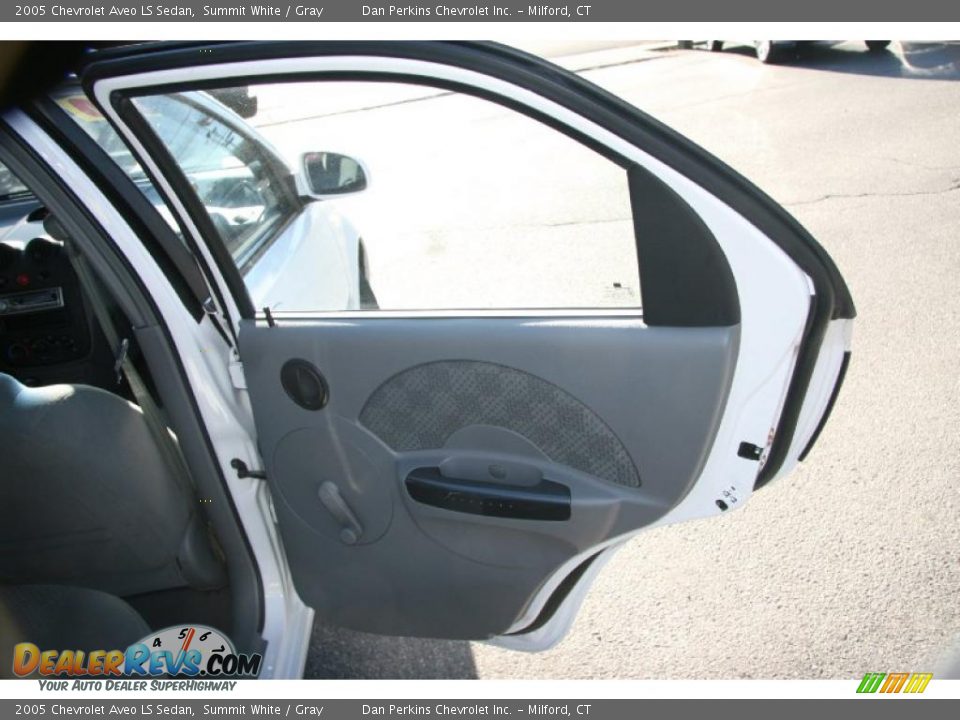2005 Chevrolet Aveo LS Sedan Summit White / Gray Photo #14